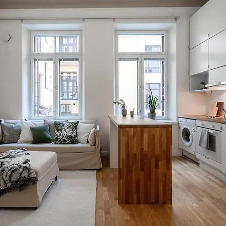 Roost Vuori 8 *